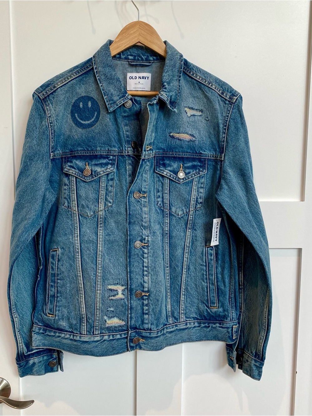 Distressed Old Navy Denim Jacket w/Smiley Patch size M unisex trucker